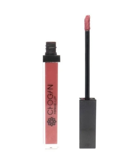 Lippenstift liquide mat 7 ml couleur Dark Plum de Chogan, texture soyeuse et finition mate visible sur l'image.