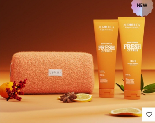 Ensemble de soins corporels Fresh Citrus de bienêtre en soit avec lotions et gels aux agrumes, présenté dans un coffret élégant.